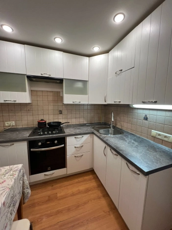 Купить трехкомнатную квартиру на улице Ленинский проспект в Москве. Вариант № 9495389, 8, площадь -  квм, цена 9900000 рублей