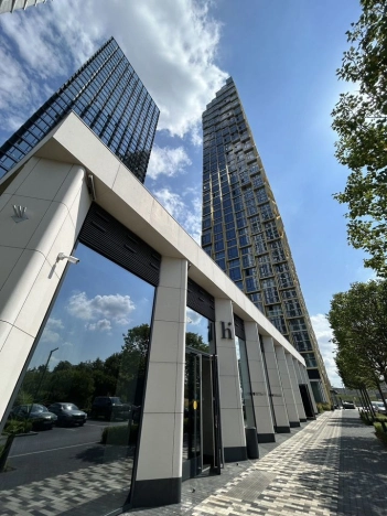 Купить квартиру в Москве. Вариант № 9321608, 30, площадь -  квм, цена 37000000 рублей