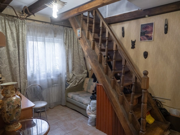 Купить четырехкомнатную квартиру в Калининграде. Вариант № 13895, 5, площадь -  квм, цена 6500000 рублей