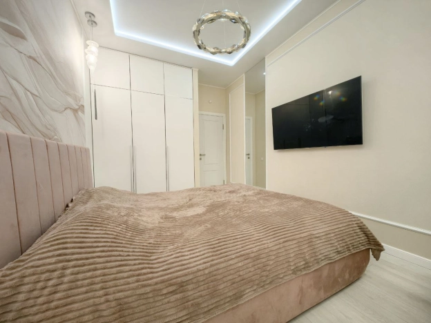 Купить двухкомнатную квартиру в Смоленской области. Вариант № 4080679, 3, площадь -  квм, цена 12500000 рублей