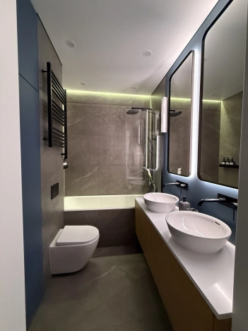 Купить трехкомнатную квартиру в Микрорайоне Водники в Вологде. Вариант № 54458, 4, площадь -  квм, цена 17990000 рублей