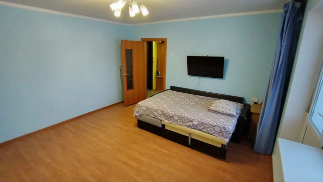 Снять квартиру в Тобольске. Вариант № 9276466, 7, площадь -  квм, цена 40000 рублей