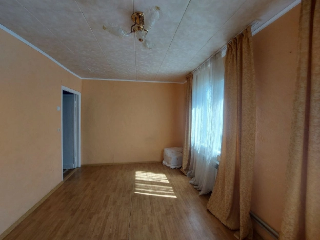 Купить трехкомнатную квартиру на улице Железнякова в Белгороде. Вариант № 37648, 3, площадь -  квм, цена 2000000 рублей