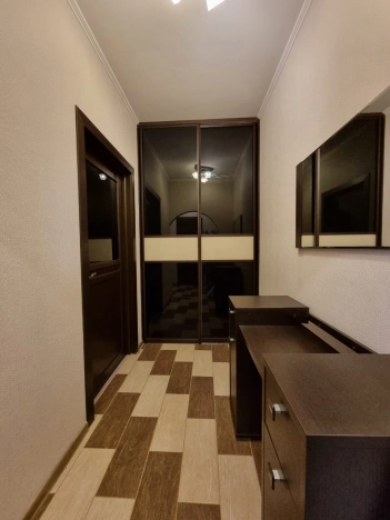 Купить трехкомнатную квартиру в Калуге. Вариант № 18944, 6, площадь -  квм, цена 11300000 рублей