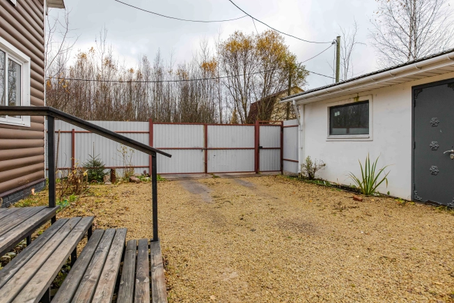 Купить дом в Санкт-Петербурге. Вариант № 8770466, 42, площадь -  квм, цена 10500000 рублей