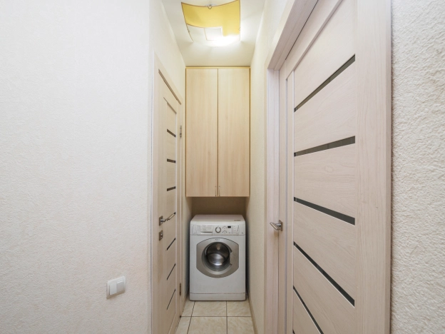 Купить однокомнатную квартиру в Омске. Вариант № 2583384, 8, площадь -  квм, цена 3150000 рублей