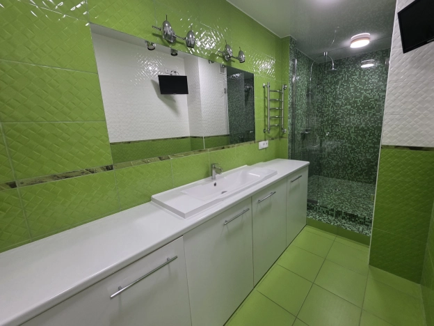 Купить квартиру в районе Сормовский в Нижнем Новгороде. Вариант № 5327427, 12, площадь -  квм, цена 21500000 рублей