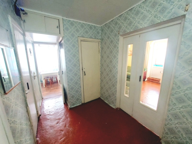 Купить квартиру в Керчи. Вариант № 10183596, 5, площадь -  квм, цена 4000000 рублей