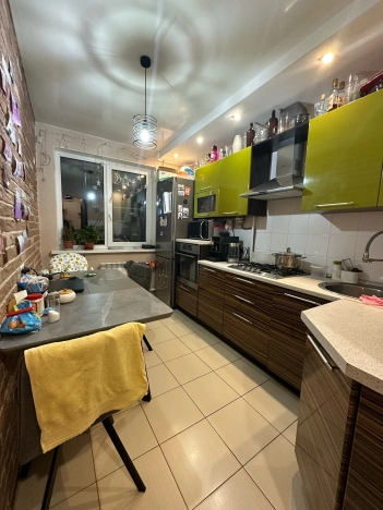 Купить квартиру на улице Университетский проспект в Волгограде. Вариант № 10204427, 2, площадь -  квм, цена 7900000 рублей