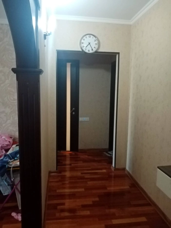 Купить трехкомнатную квартиру в Омске. Вариант № 2699, 10, площадь -  квм, цена 7500000 рублей