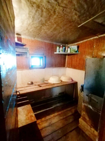 Купить дом на улице Набережная в Тюменской области. Вариант № 33435, 17, площадь -  квм, цена 1750000 рублей