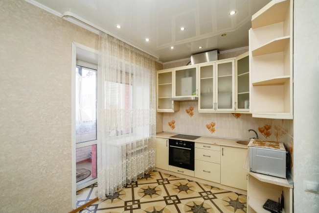 Купить трехкомнатную квартиру в Омске. Вариант № 3280433, 1, площадь -  квм, цена 8200000 рублей