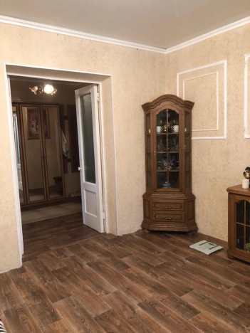 Купить трехкомнатную квартиру на улице Молодёжная в Республике Татарстан (татарстан). Вариант № 11872, 6, площадь -  квм, цена 4600000 рублей