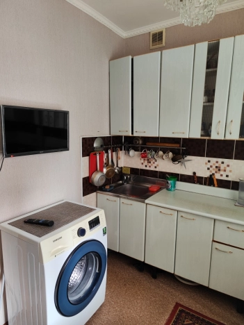 Купить однокомнатную квартиру в Омске. Вариант № 59420, 5, площадь -  квм, цена 3950000 рублей