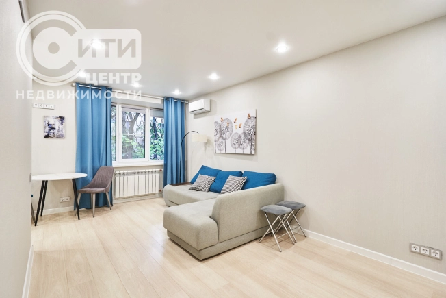 Купить Студию на улице 3-го Интернационала в Воронеже. Вариант № 279034, 0, площадь -  квм, цена 4300000 рублей