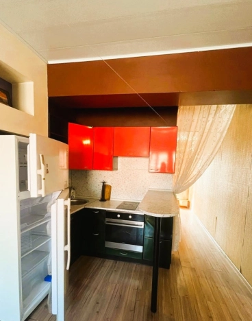 Купить квартиру на вторичке в Иркутске. Вариант № 6936746, 7, площадь -  квм, цена 4350000 рублей