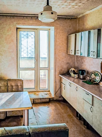 Купить четырехкомнатную квартиру в Амурской области. Вариант № 2462420, 1, площадь -  квм, цена 5700000 рублей