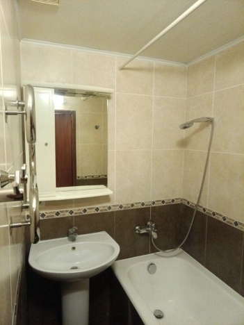 Купить квартиру в Москве. Вариант № 10080489, 8, площадь - квм, цена 17000000 рублей