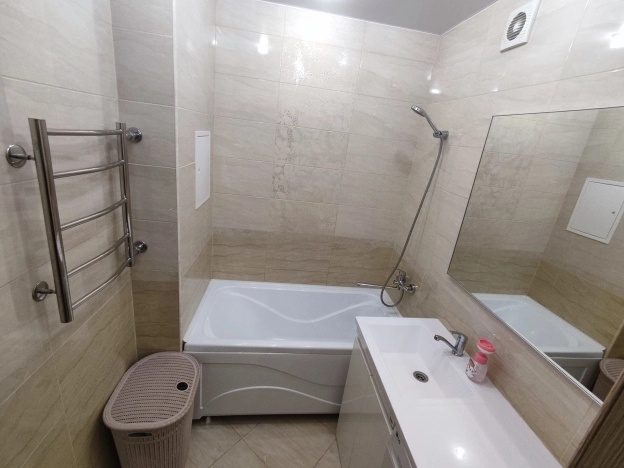 . Вариант № 6861762, 25, площадь - 63.6 квм, цена 8800000 рублей