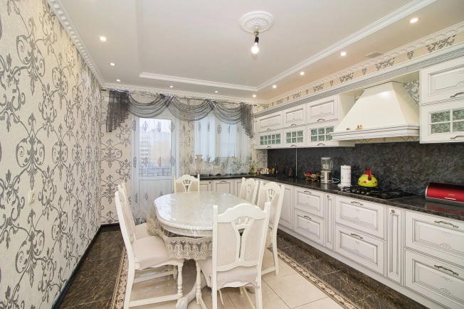 Купить дом в Микрорайоне Веризино в Владимире. Вариант № 5443621, 13, площадь -  квм, цена 30000000 рублей