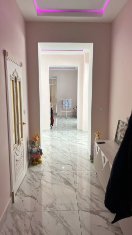 Купить дом на улице Карла Маркса в Тюменской области. Вариант № 1991, 8, площадь -  квм, цена 23000000 рублей