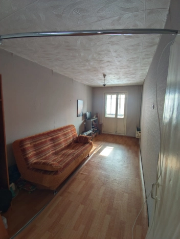 Купить трехкомнатную квартиру на улице Новосибирская в Новосибирске. Вариант № 28884, 7, площадь -  квм, цена 4700000 рублей