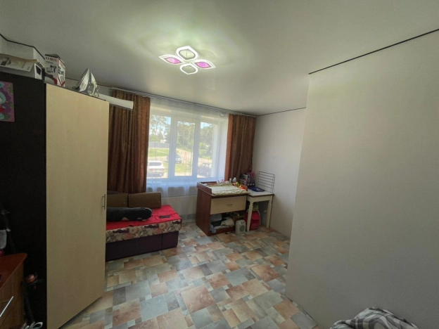 Купить однокомнатную квартиру на улице Революции в Бийске. Вариант № 6693102, 3, площадь - квм, цена 2190000 рублей