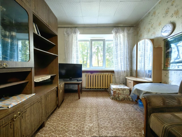 Купить трехкомнатную квартиру в Смоленской области. Вариант № 4107844, 0, площадь -  квм, цена 990000 рублей