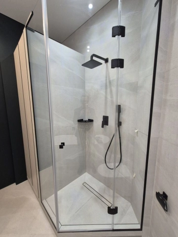 Купить однокомнатную квартиру на улице Молодой Гвардии в Калининграде. Вариант № 629943, 20, площадь -  квм, цена 13850000 рублей