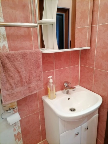 Снять квартиру у метро Площадь Маркса в Новосибирске. Вариант № 9692679, 20, площадь -  квм, цена 30000 рублей