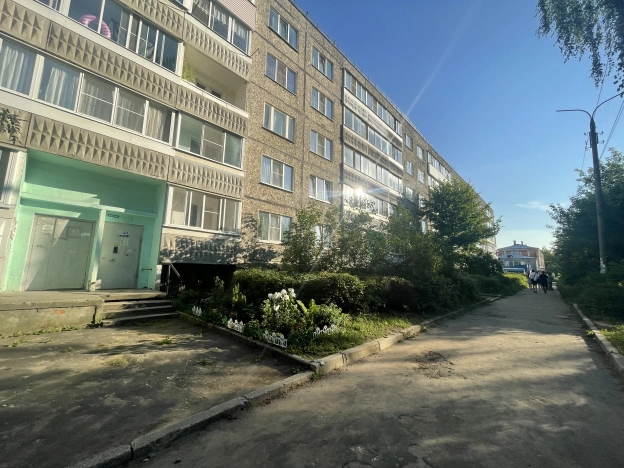 Купить трехкомнатную квартиру в Лакинске. Вариант № 336567, 12, площадь -  квм, цена 3300000 рублей