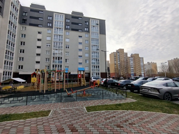 Купить однокомнатную квартиру на улице Черняховского в Калининграде. Вариант № 11015036, 17, площадь -  квм, цена 4440000 рублей