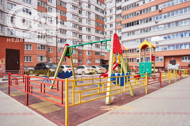 Купить однокомнатную квартиру на улице проспект Труда в Воронеже. Вариант № 9996146, 0, площадь - квм, цена 5150000 рублей