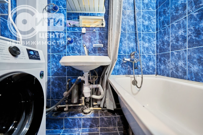 Купить двухкомнатную квартиру в Микрорайоне Чижовка в Воронеже. Вариант № 10412743, 21, площадь - квм, цена 4600000 рублей