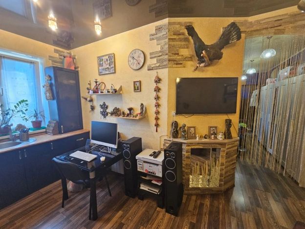 Купить квартиру в Коврове. Вариант № 1643961, 4, площадь -  квм, цена 2000000 рублей