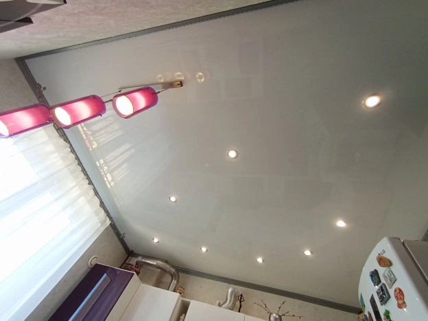 Купить двухкомнатную квартиру в районе Московский в Калининграде. Вариант № 8520738, 16, площадь -  квм, цена 8000000 рублей