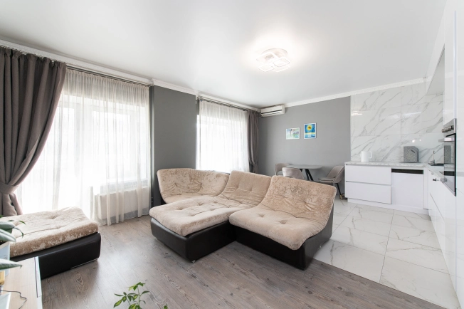 Купить двухкомнатную квартиру в Микрорайоне 142-й, Магнитогорск в Магнитогорске. Вариант № 42861, 7, площадь -  квм, цена 8500000 рублей