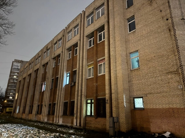 Купить офисы в Санкт-Петербурге. Вариант № 10105578, 25, площадь -  квм, цена 70000000 рублей