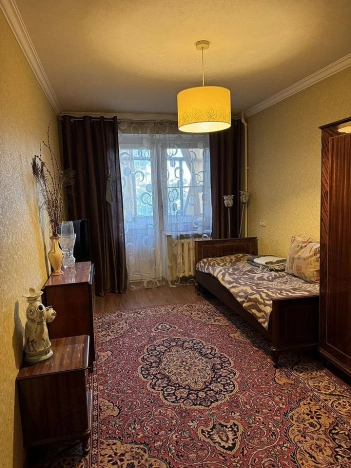 Купить трехкомнатную квартиру в районе Кировский в Ростове-на-Дону. Вариант № 6811383, 12, площадь -  квм, цена 6300000 рублей