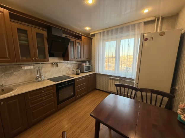 Купить квартиру в Чите. Вариант № 10743988, 17, площадь - квм, цена 9000000 рублей