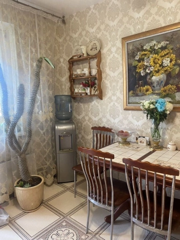 Купить двухкомнатную квартиру на улице Ленинский проспект в Москве. Вариант № 10003852, 6, площадь -  квм, цена 15100000 рублей