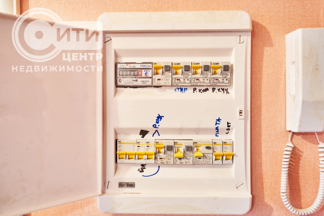 Купить однокомнатную квартиру в Воронеже. Вариант № 8363551, 29, площадь - квм, цена 5400000 рублей