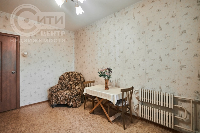 Купить трехкомнатную квартиру в Воронеже. Вариант № 6607773, 10, площадь - квм, цена 6100000 рублей