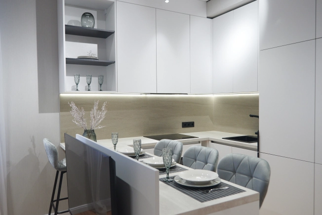 Купить двухкомнатную квартиру на улице Молодой Гвардии в Калининграде. Вариант № 135, 1, площадь -  квм, цена 17460000 рублей