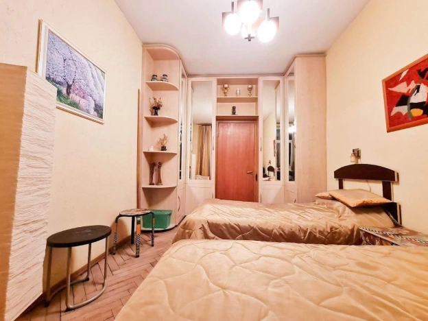 Купить квартиру в Москве. Вариант № 8604938, 10, площадь -  квм, цена 36000000 рублей