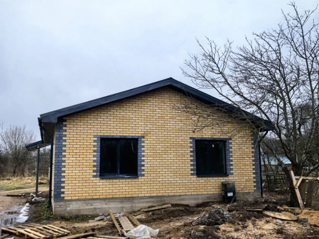 Купить дом на улице Заозёрный переулок в Смоленской области. Вариант № 25574, 1, площадь -  квм, цена 7500000 рублей