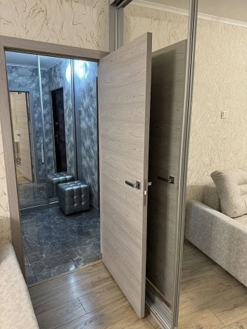 Купить однокомнатную квартиру в Омске. Вариант № 6153329, 7, площадь -  квм, цена 3950000 рублей