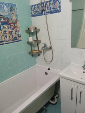 Купить двухкомнатную квартиру в Ленинградской области. Вариант № 7610602, 13, площадь -  квм, цена 6800000 рублей