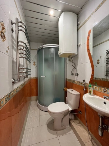 Купить трехкомнатную квартиру на вторичке на улице Суворова в Пензе. Вариант № 5478767, 18, площадь - квм, цена 12980000 рублей