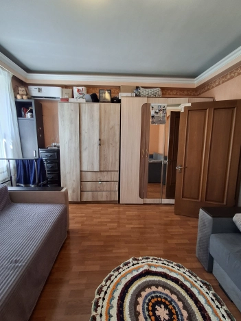 Купить четырехкомнатную квартиру в Приморском крае. Вариант № 60305, 19, площадь -  квм, цена 17000000 рублей